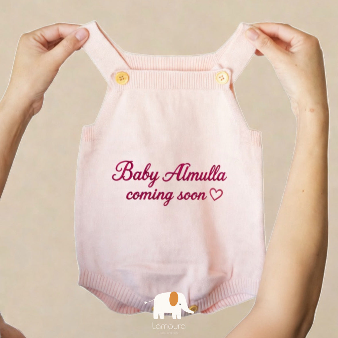 Newborn jumpsuit with personalized writing قطعة ملابس للمولود الجديد مع تطريز حسب الرغبة
